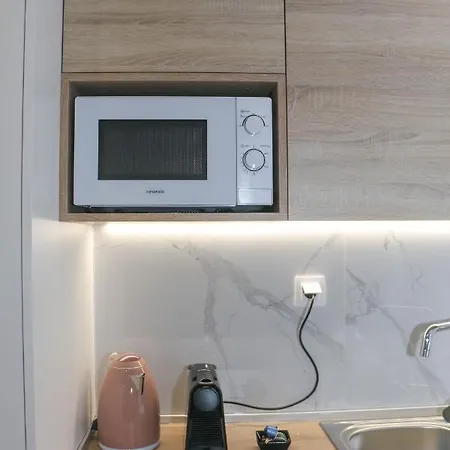 New Deluxe 4 Downtown Thessaloniki- Fully Equiped Apartment Thessaloniki